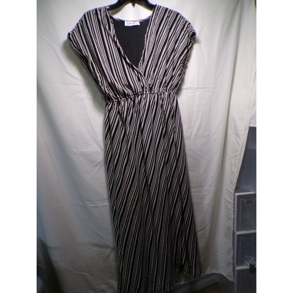 Lapogee Women's Striped Wrap Maxi Dress Black White Short Sleeve Size S